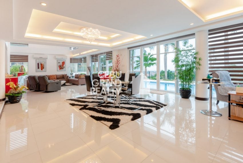 SRBML39 Modern 4 Bedroom House for Sale in Maria Luisa Park - Cebu Grand Realty (5)