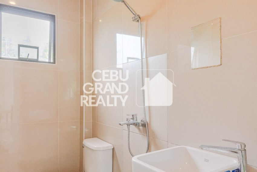 RHMWS2 Large 6 Bedroom House for Rent in Mactan - Cebu Grand Realty (11)