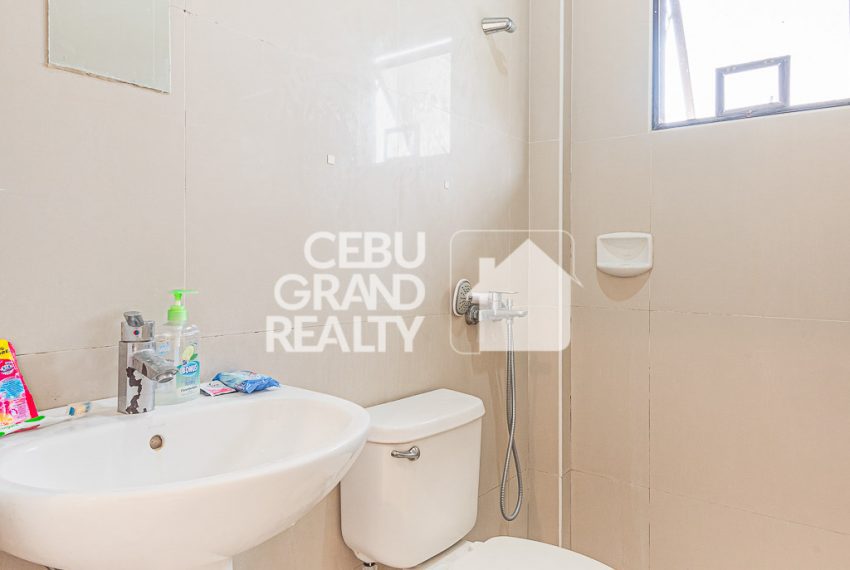 RHMWS2 Large 6 Bedroom House for Rent in Mactan - Cebu Grand Realty (9)