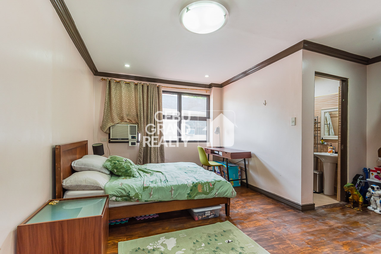 RHSH6 Furnished 5 Bedroom House for Rent in Silver Hills Subdivision- Cebu Grand Realty (13)
