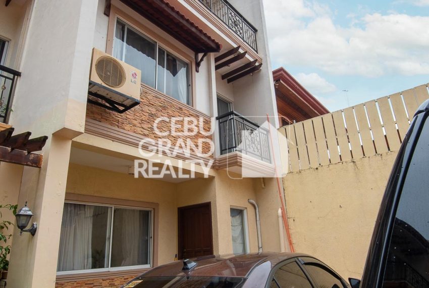 RHGP2 Semi-Furnished 3 Bedroom Townhouse for Rent in Banilad - Cebu Grand Realty (14)