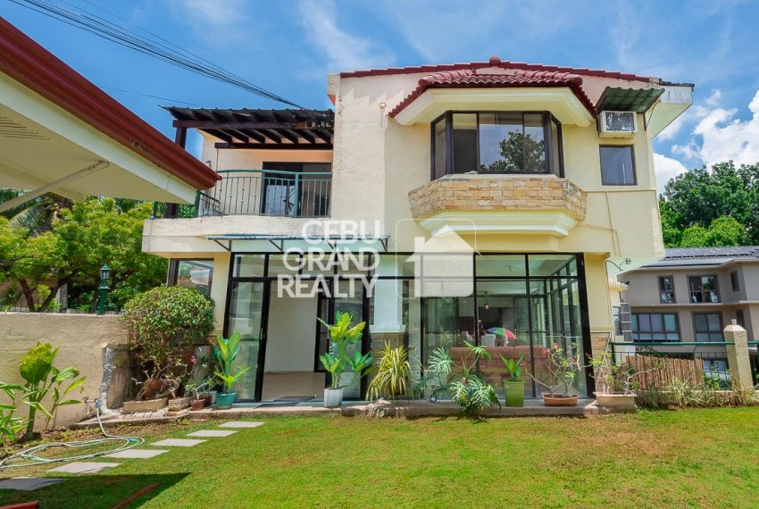 RHML53 Semi-Furnished 5 Bedroom House for Rent in Maria Luisa Park - Cebu Grand Realty (23)