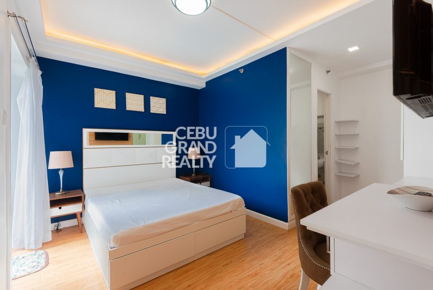 SRBMGR3 Furnished 2 Bedroom Condo for Sale in Mivesa Garden Residences - Cebu Grand Realty (6)
