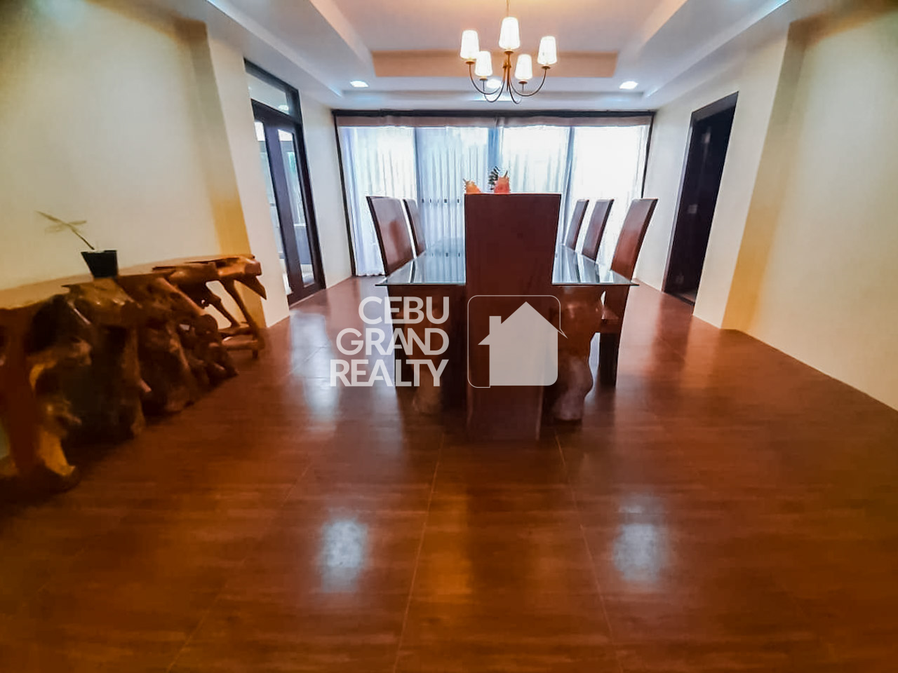 SRBAM3 6 Bedroom House for Sale in Amara Liloan - Cebu Grand Realty (5)