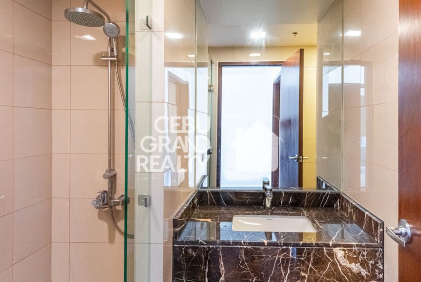 RCALC1 Brand New Two (8) Bedroom Unit for Rent in The Alcoves - Cebu Grand Realty