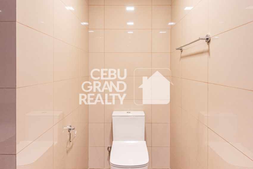 RCALC1 Brand New Two (9) Bedroom Unit for Rent in The Alcoves - Cebu Grand Realty