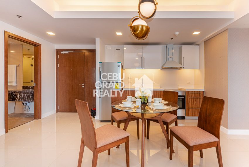 RCALC2 Furnished 1 Bedroom Unit in The Alcoves Cebu Business Park - Cebu Grand Realty (4)