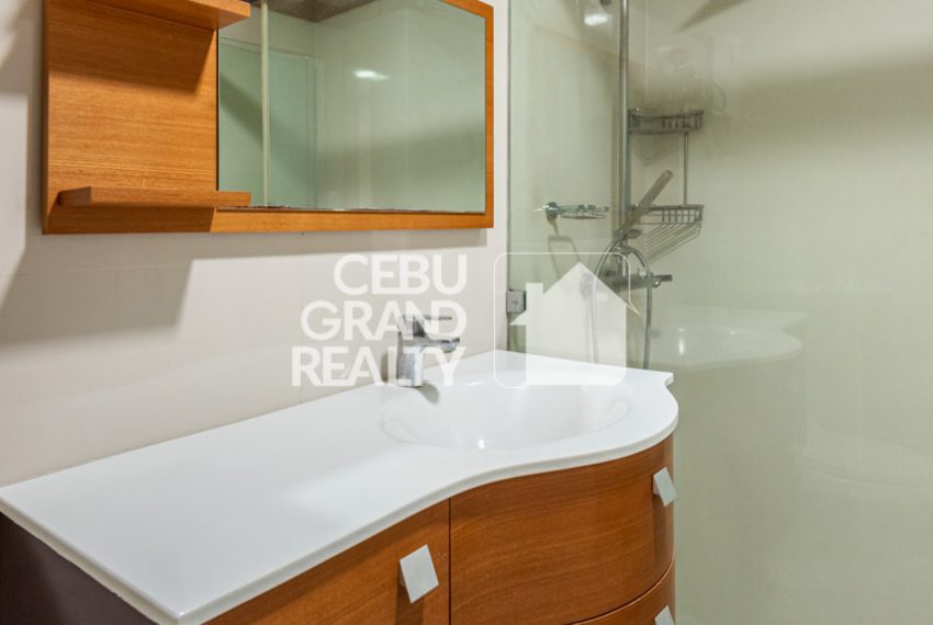 RCQSM Furnished 1 Bedroom Condo for Rent in Queensland Manor - Cebu Grand Realty (8)