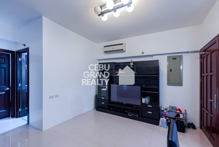 SRBAV7 Furnished 1 Bedroom Condo for Sale in Avalon Condominium - Cebu Grand Realty (2)