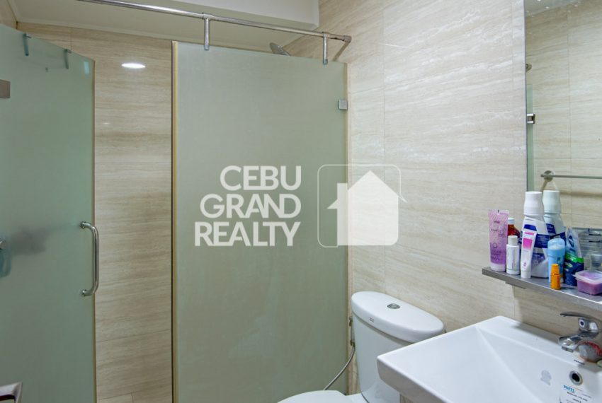 SRBAV7 Furnished 1 Bedroom Condo for Sale in Avalon Condominium - Cebu Grand Realty (9)