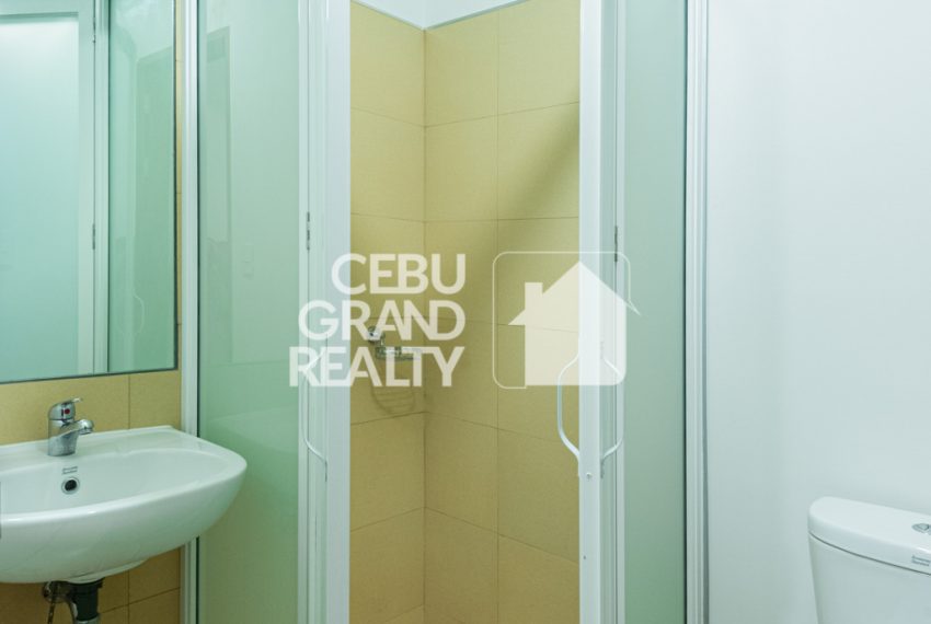 RCALC3 Furnished 2 Bedroom Condo for Rent in The Alcoves - Cebu Grand Realty (12)