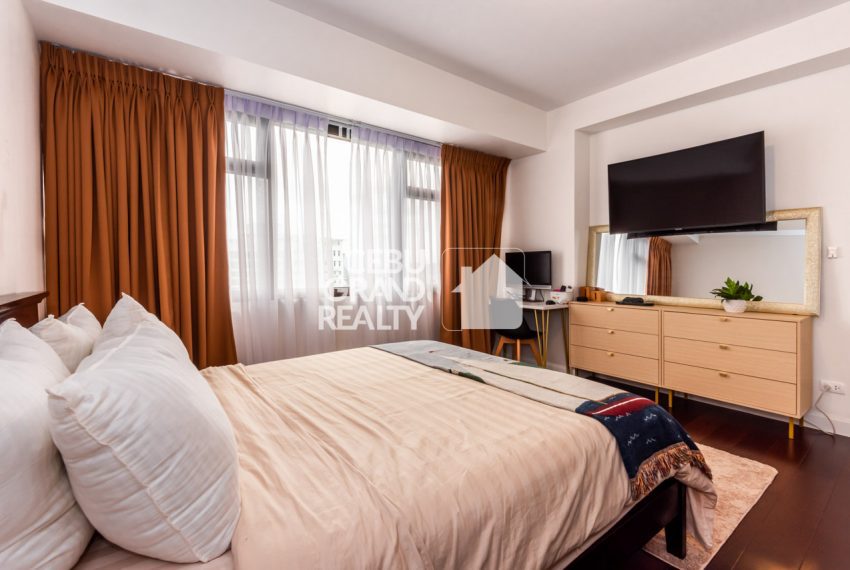 RCALC4 Furnished 1 Bedroom Condo for Rent The Alcoves Cebu Business Park - Cebu Grand Realty (8)