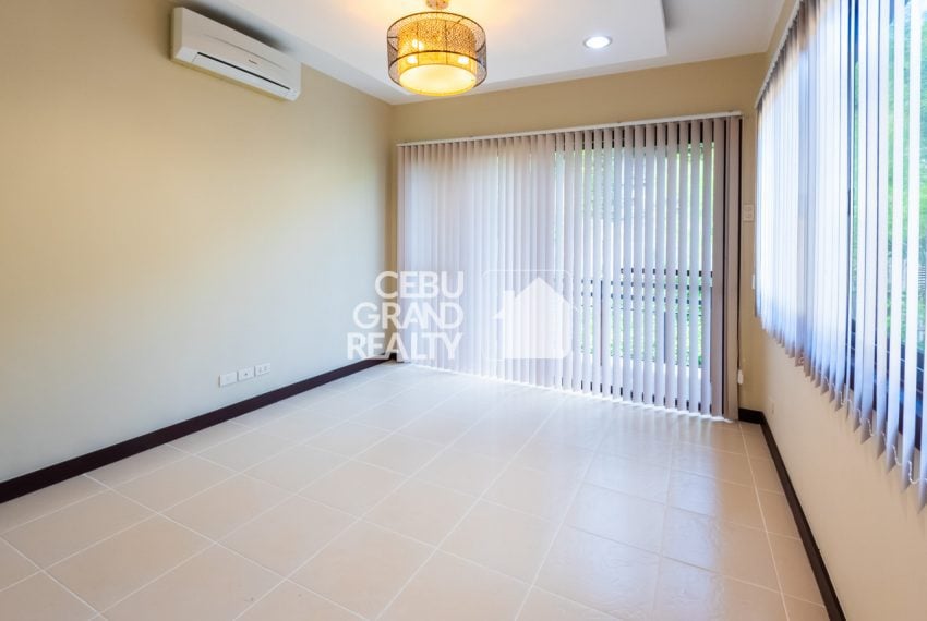 RHML96 4 Bedroom House with Swimming Pool for Rent in Maria Luisa Park (11)