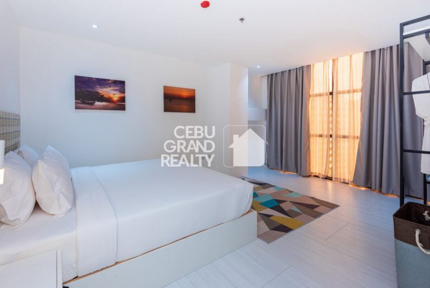 RCEEA1 Fully Furnished 3 Bedroom Pentohouse for Rent near IT Park - Cebu Grand Realty