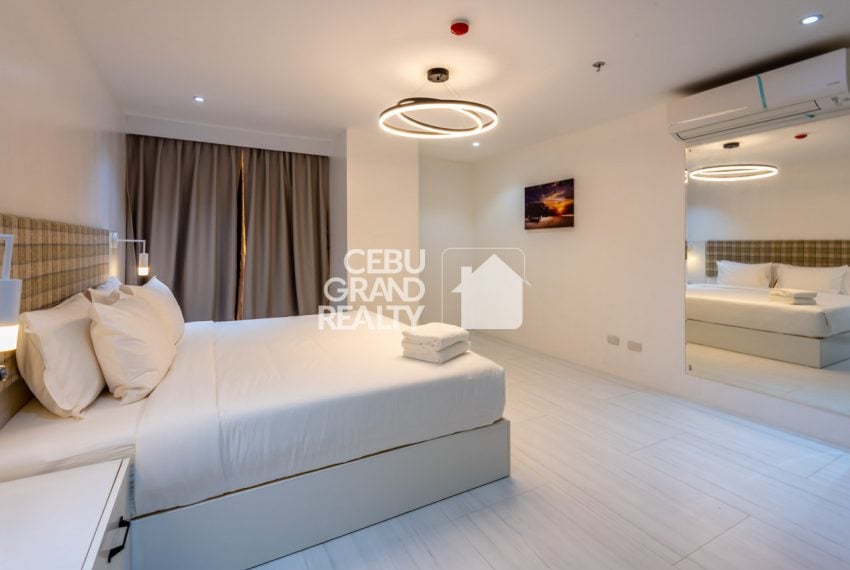 RCEEA1 Fully Furnished 3 Bedroom Pentohouse for Rent near IT Park - Cebu Grand Realty