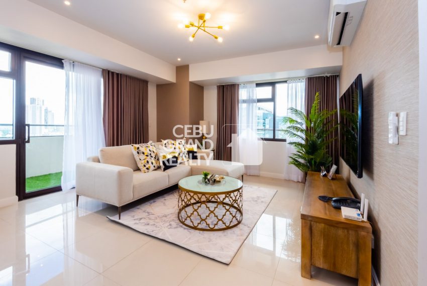 RCALC5 Modern 2 Bedroom Condominium Unit for Rent in The Alcoves - Cebu Grand Realty (7)