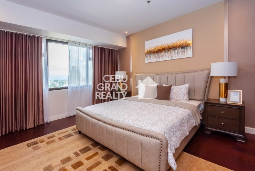RCALC5 Modern 2 Bedroom Condominium Unit for Rent in The Alcoves - Cebu Grand Realty (8)