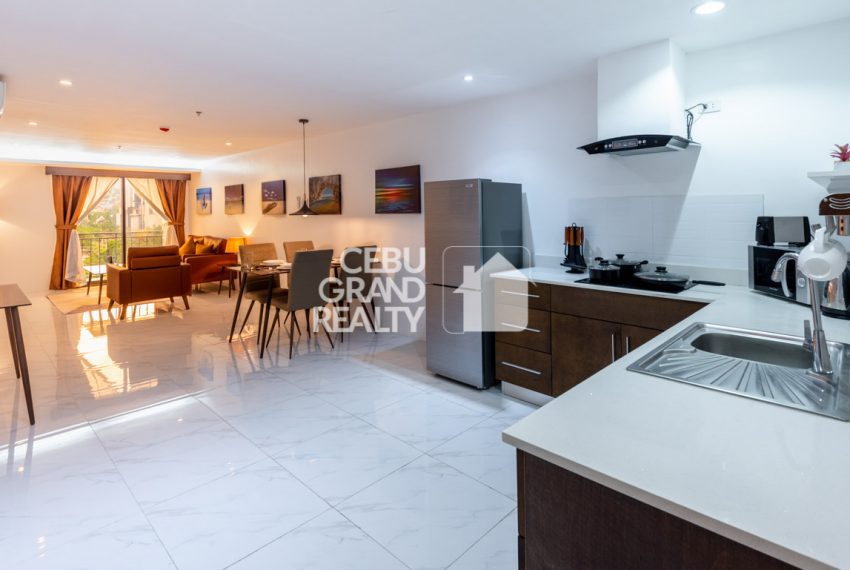 RCEEA10 68 SqM Fully Furnished 1 Bedroom Condo for Rent near IT Park - Cebu Grand Realty (3)