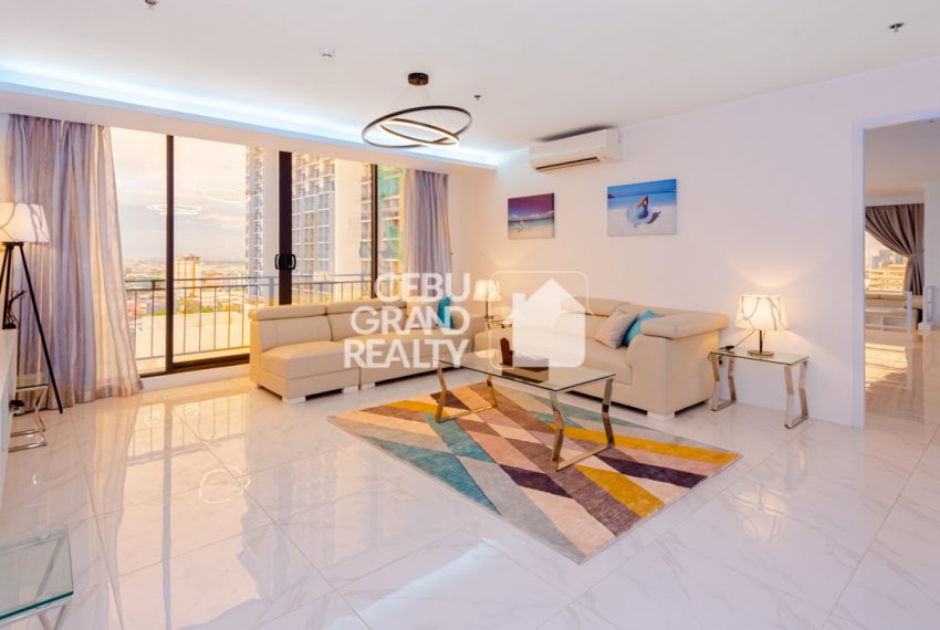 RCEEA11 Spacious Fully Furnished 3 Bedroom Penthouse for Rent near IT Park - Cebu Grand Realty (5)