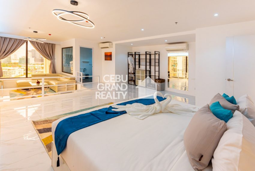 RCEEA11 Spacious Fully Furnished 3 Bedroom Penthouse for Rent near IT Park - Cebu Grand Realty (8)