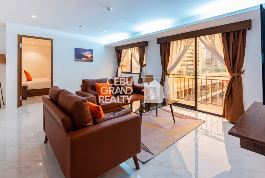 RCEEA3 Fully Furnished 2 Bedroom Condo for Rent near IT Park - Cebu Grand Realty (1)