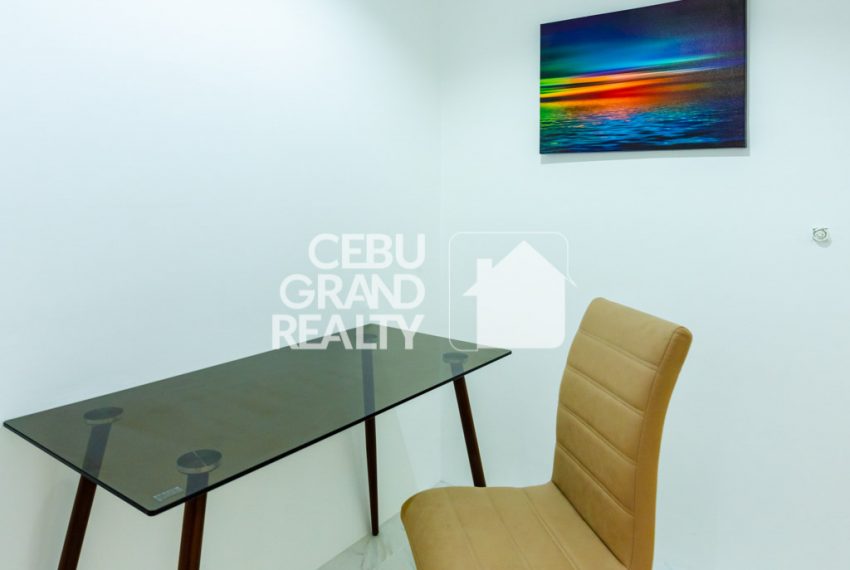 RCEEA5 92 SqM 2 Bedroom Condo for Rent near IT Park - Cebu Grand Realty (12)