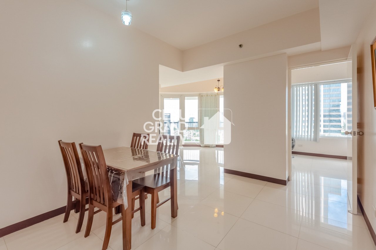 RCITC6 Cebu IT Park Calyx Center 2 Bedroom Condo for Rent - Cebu Grand Realty (1)