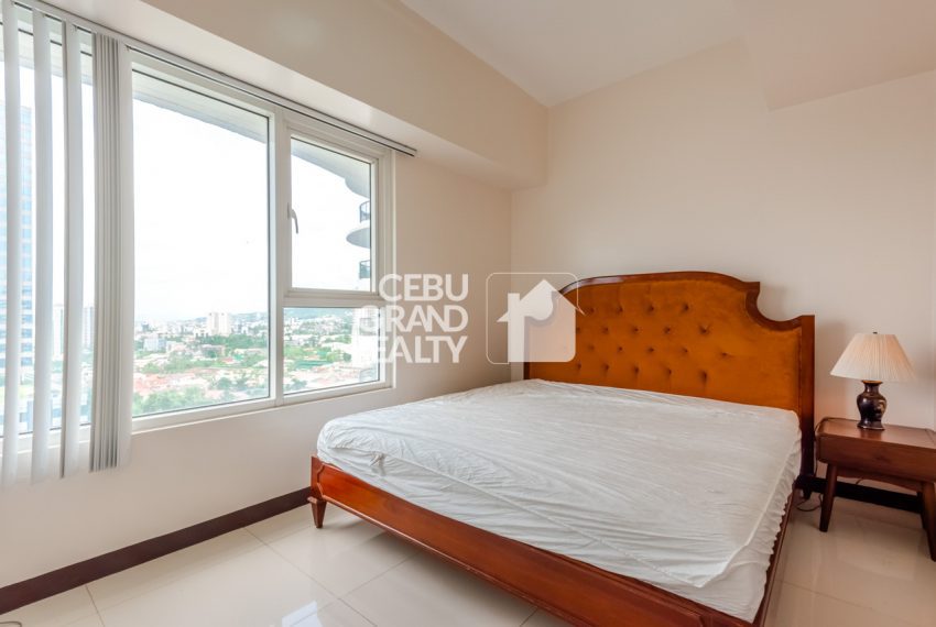 RCITC6 Cebu IT Park Calyx Center 2 Bedroom Condo for Rent - Cebu Grand Realty (6)