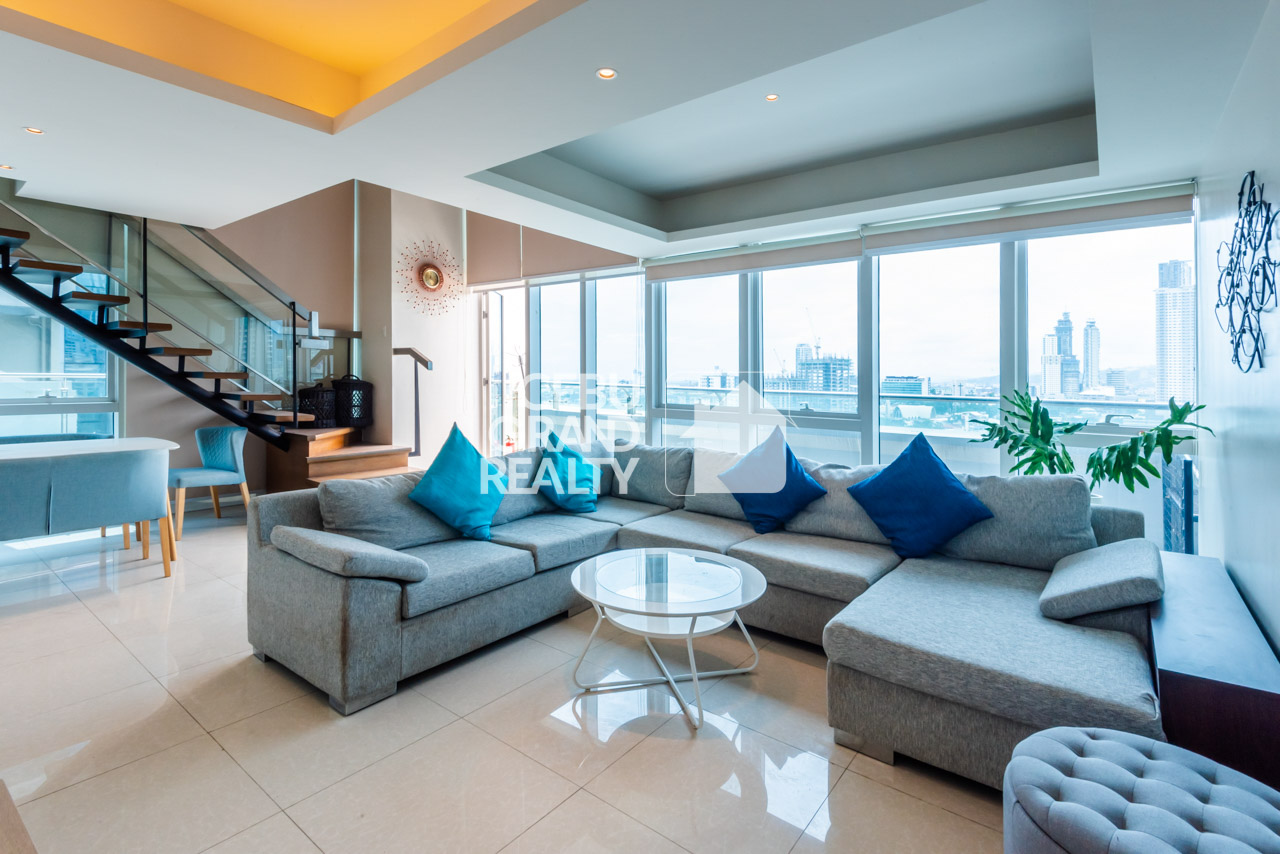 RCMR6 Refreshing 2 Bedroom Loft with Balcony for Rent in Cebu Business Park - Cebu Grand Realty (3)