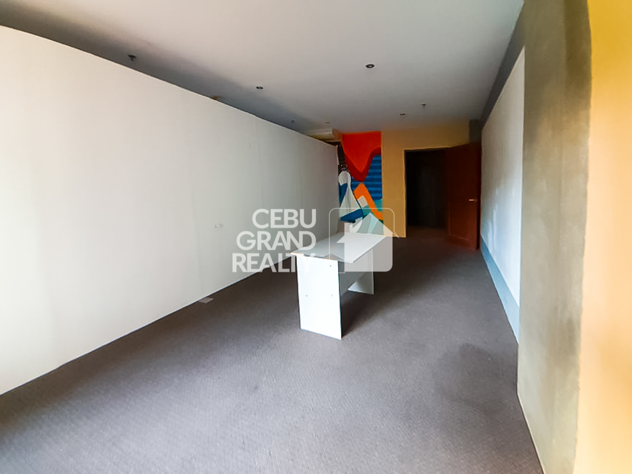 RCPHH3 24 SqM Office Space for Rent in Banilad - Cebu Grand Realty (2)