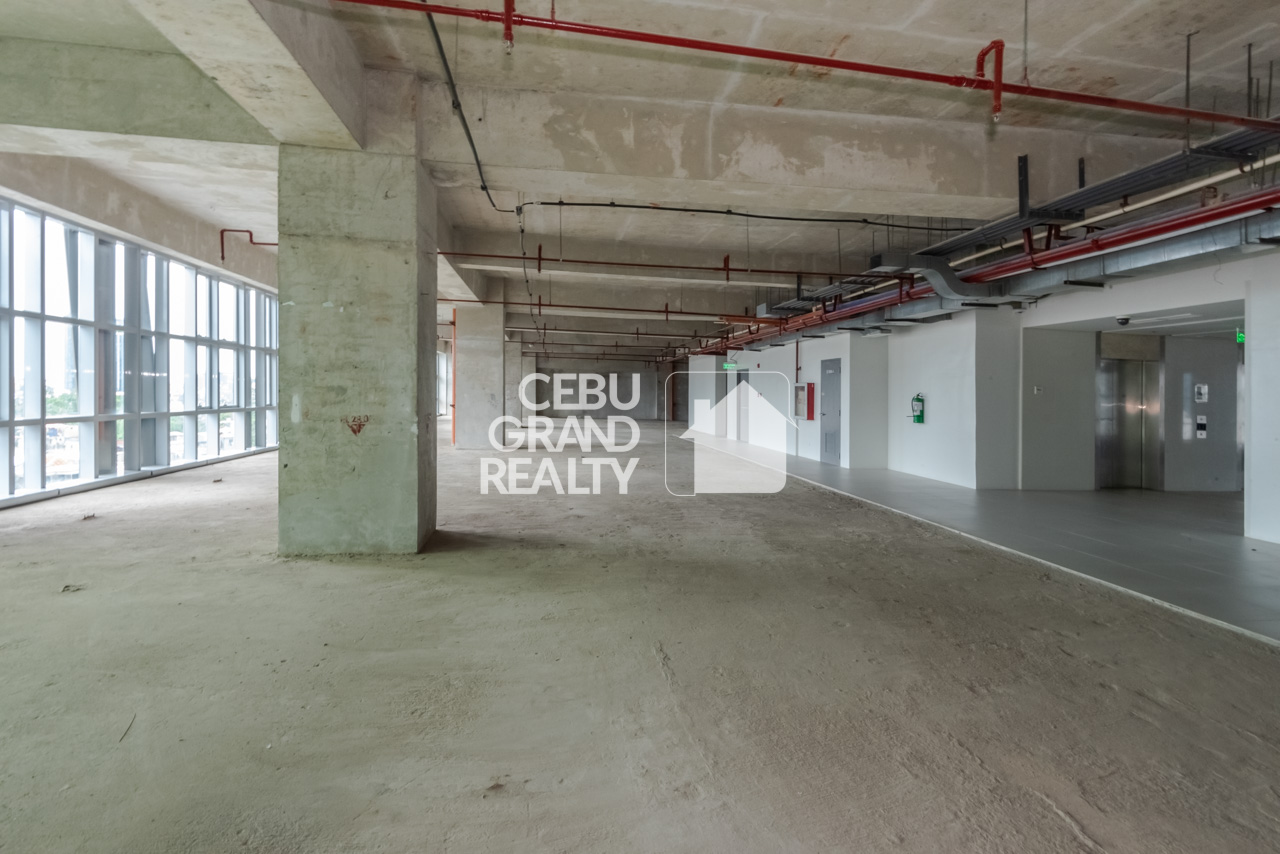 RCPLCC5 2002 SqM Whole Floor Office Space for Rent in Cebu Business Park - Cebu Grand Realty (11)