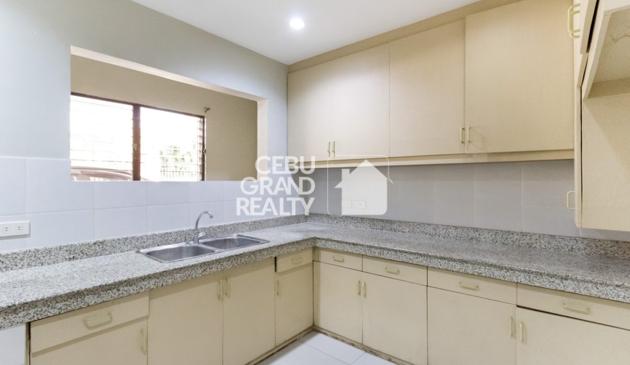 RHML66 Unfurnished 2 Bedroom House for Rent in Maria Luisa Park - 3