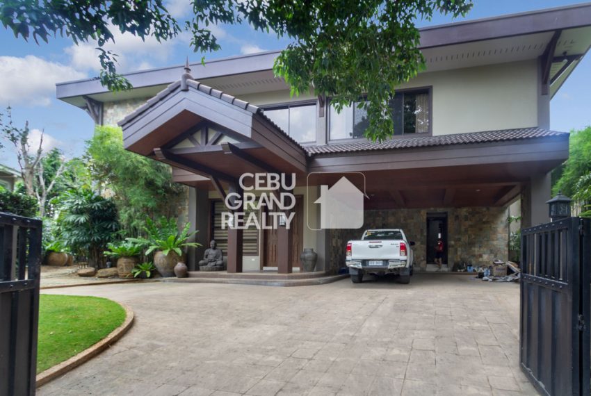 RHNT25 Spacious 4 Bedroom House with Swimming Pool for Rent in North Town Homes - Cebu Grand Realty (28)