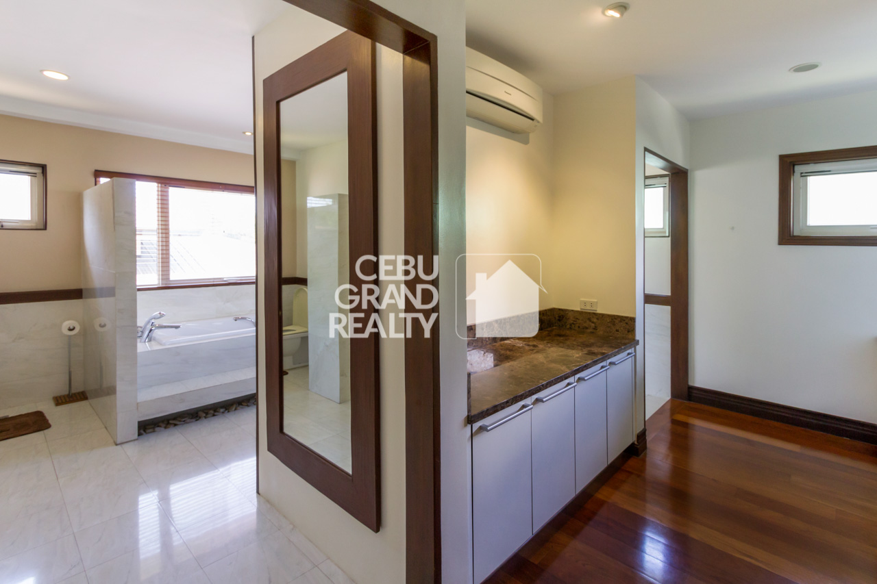 RHP12 5 Bedroom House for Rent in Paradise VIllage Cebu Grand Realty (10)