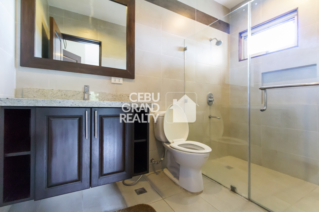 RHP12 5 Bedroom House for Rent in Paradise VIllage Cebu Grand Realty (17)