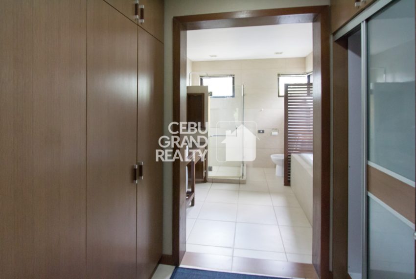 RHML83 4 Bedroom House with Swimming Pool for Rent in Maria Luisa Park - Cebu Grand Realty (10)