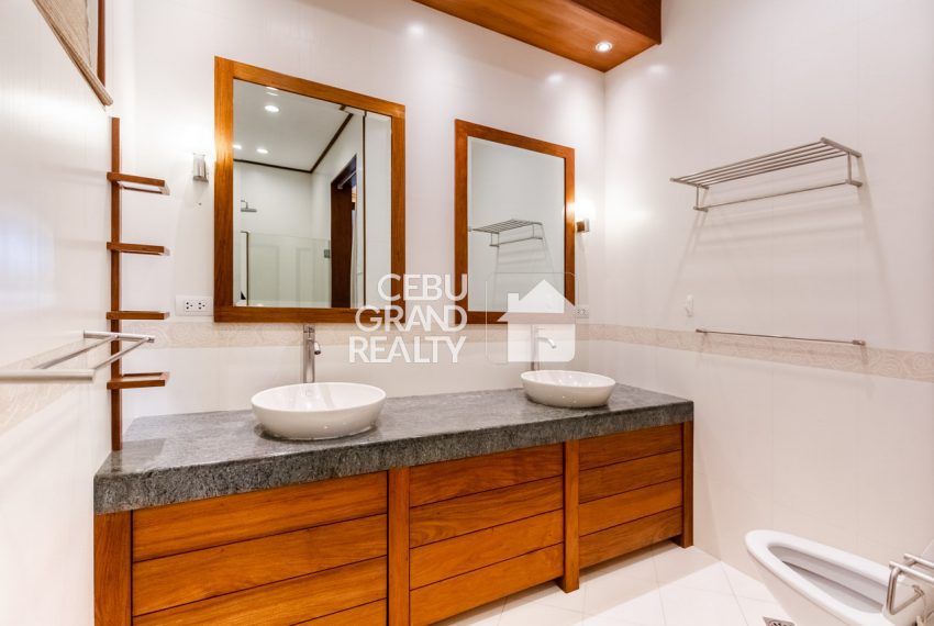RHMCP1 Fully Furnished 2 Bedroom Villa for Rent in Mactan - Cebu Grand Realty (9)