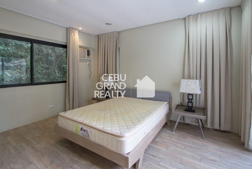 RHML12 4 Bedroom House with Swimming Pool for Rent in Maria Luisa Park - Cebu Grand Realty (9)