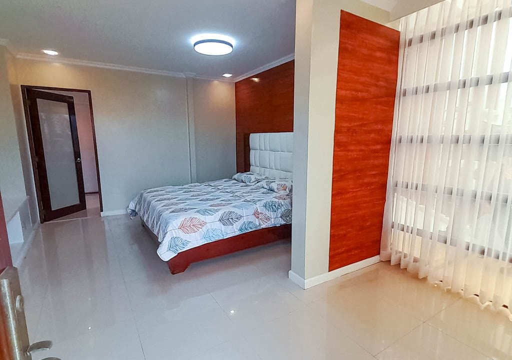 SRBBF1 Spacious Family Home with Entertainment Area in Brookfield Mactan - Cebu Grand Realty 20