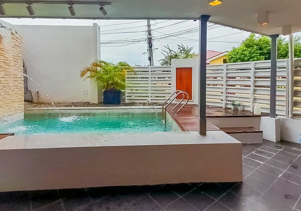 SRBBF1 Spacious Family Home with Entertainment Area in Brookfield Mactan - Cebu Grand Realty 25