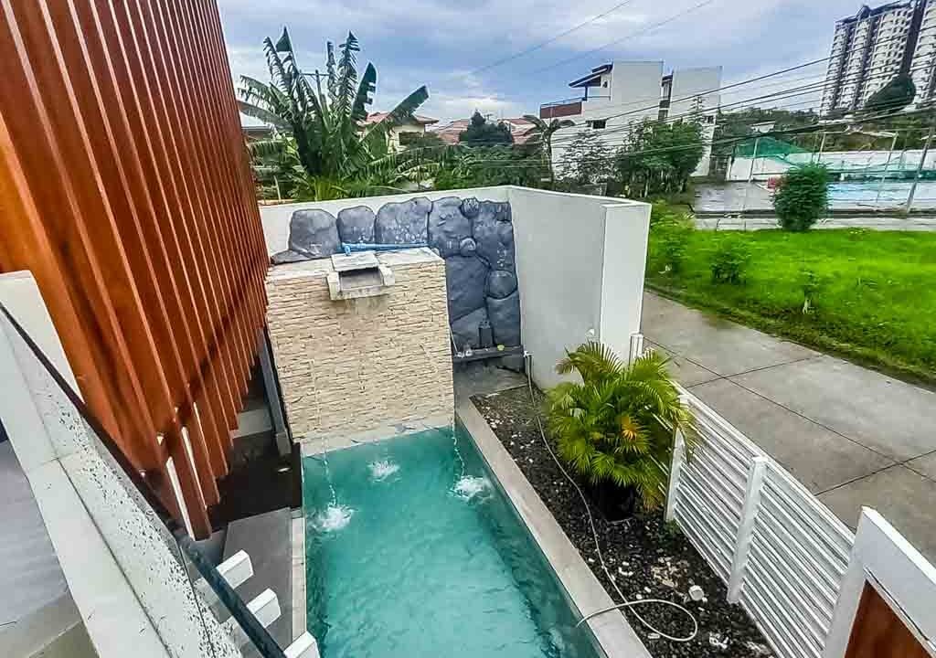 SRBBF1 Spacious Family Home with Entertainment Area in Brookfield Mactan - Cebu Grand Realty 26