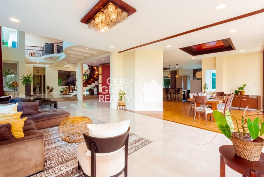 SRBML81 4 Bedroom House for Sale in Maria Luisa Park - Cebu Grand Realty (5)
