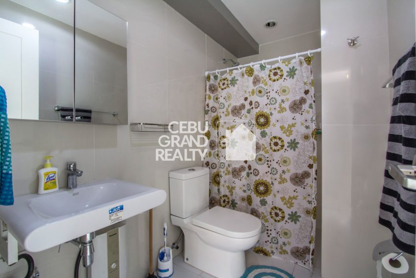 SRBGC1 1 Bedroom Penthouse for Sale in Cebu Business Park Cebu Grand Realty-3-9