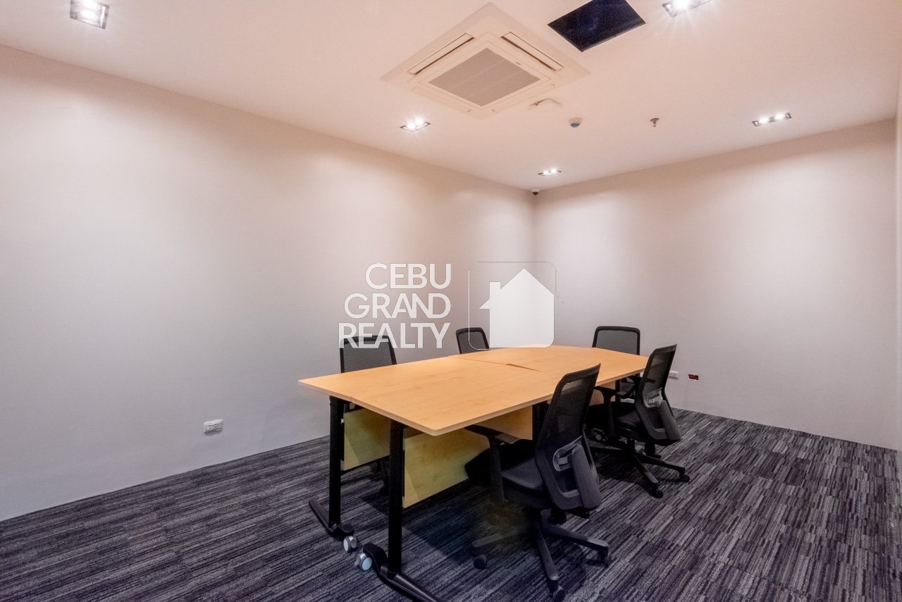 RCPONI1 2167 SqM Fully Fitted Office for Rent near Cebu Business Park - 6