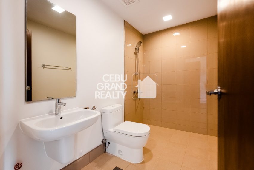 SRBAL2 Brand New Bi-Level 2 Bedrooms Condo for Sale in Cebu Business Park - 11