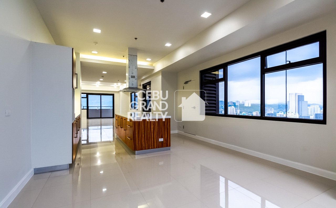 SRBAL8 3 Bedroom Penthouse for Sale in The Alcoves - 1