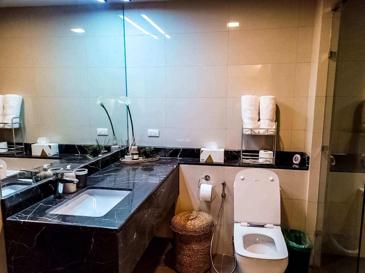 RCALC14 Furnished 1 Bedroom Condo for Rent in Cebu Business Park - 10