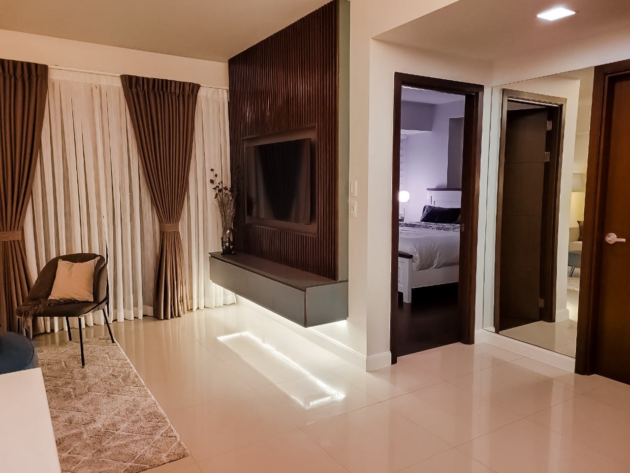 RCALC14 Furnished 1 Bedroom Condo for Rent in Cebu Business Park - 4