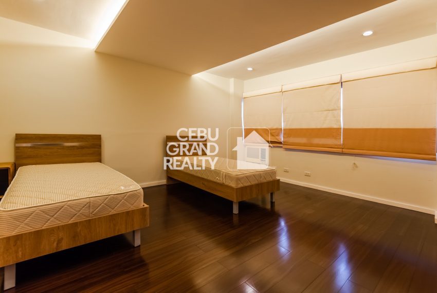 RCREC7 Newly Renovated 2 Bedroom Condo for Rent in Banilad - 11
