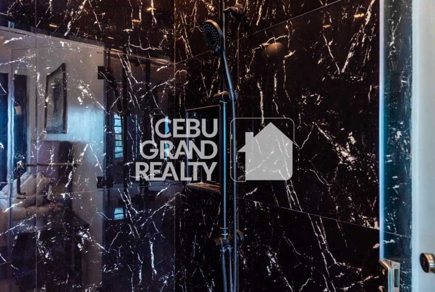 SRBEAT3 Renovated 2 Bedroom Condo for Sale in Mabolo - 15